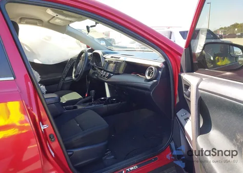 2016 Toyota Rav4 Le z USA, uszkodzony, nr VIN JTMZFREV5GJ075750